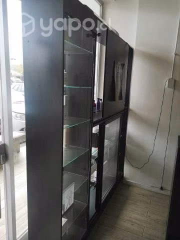 Muebles e insumos peluqueria