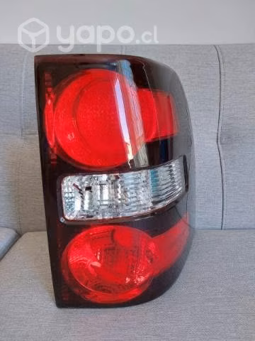 Foco derecho trasero, Ford explorer - Imagen 2