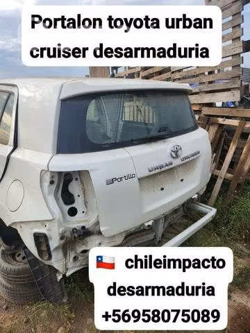 Portalón Toyota Urban crucser desarmaduría
