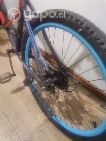 Bicicleta y un candado