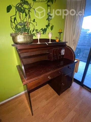 Escritorio estilo antiguo con persiana - Imagen 4