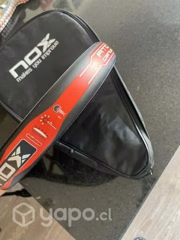 Pala Padel Nox at10 genius 2023 18k