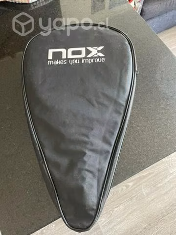 Pala Padel Nox at10 genius 2023 18k