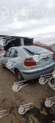 Parachoque trasero Renault megane 2003