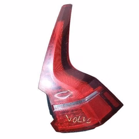 Foco derecho volvo xc