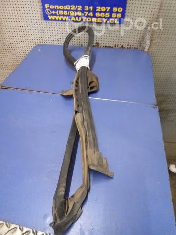 Goma puerta trasera izquierda Peugeot Boxer 2012
