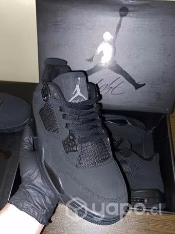 Jordan Retro 4 BLACK CAT
