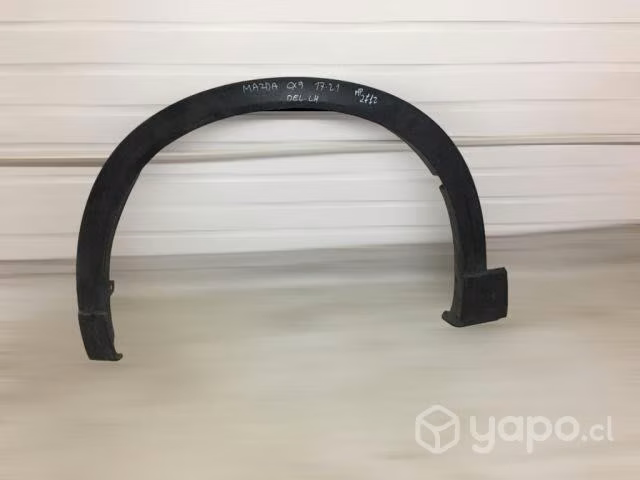 Moldura delantera rh mazda cx