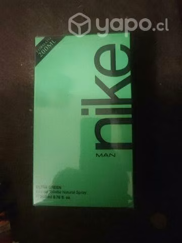Colonia para hombre