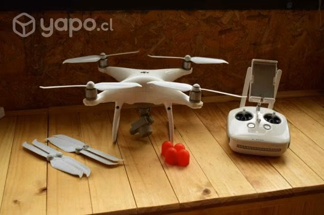 Drone Phantom 4 pro v2 + 7 baterías + accesorios