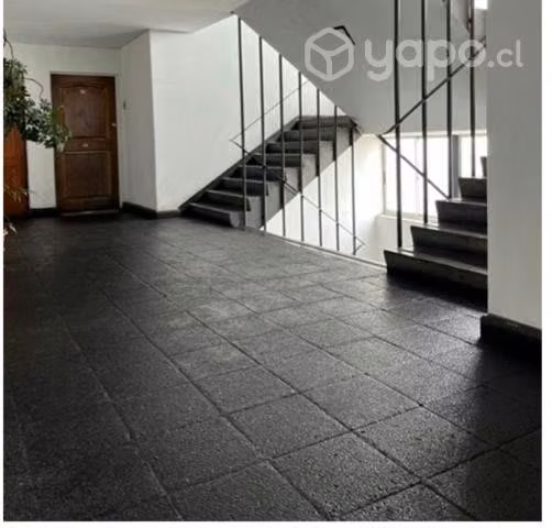 Departamento Amplio en Cerro Alegre 4D+2B