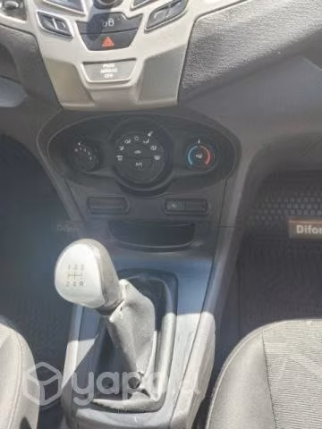 Ford fiesta 2012