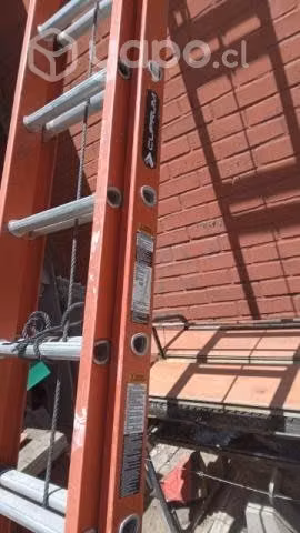 Escalera telescópica de fibra