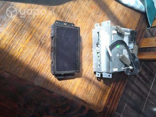Radio Mahindra y Módulo, Modelo Xuv500 W6. - Imagen 2