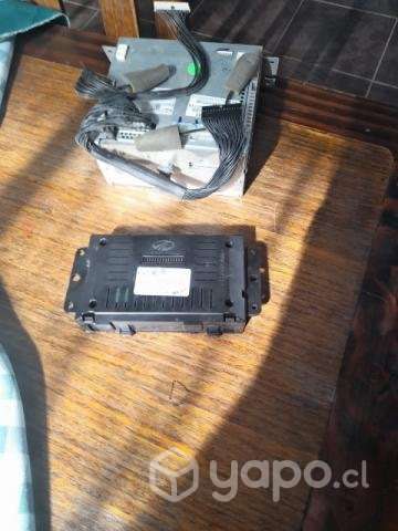 Radio Mahindra y Módulo, Modelo Xuv500 W6. - Imagen 3