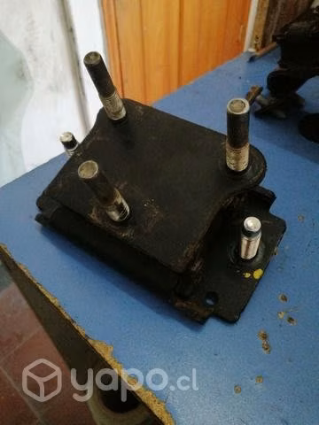 Soporte de caja Nissan np300 - Imagen 2