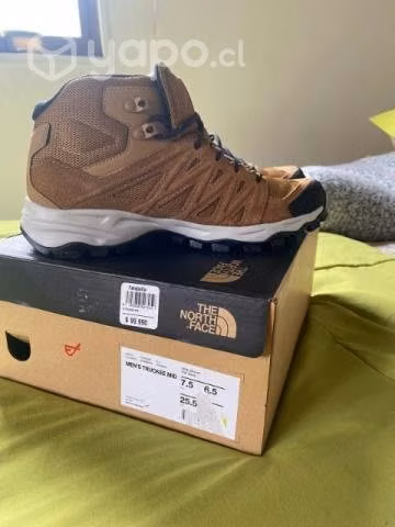 Bototos the north face