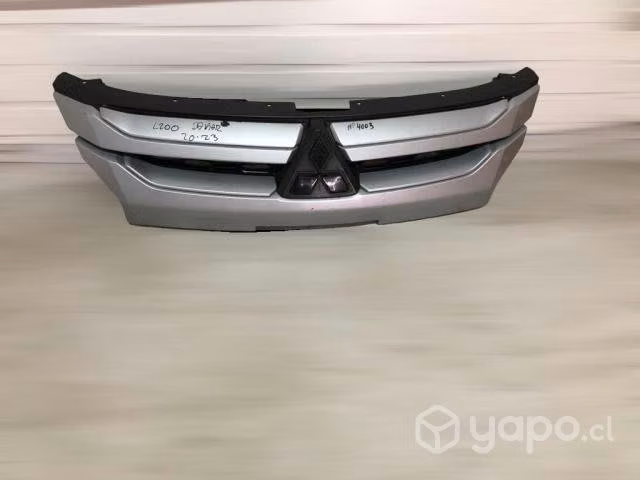 Mascara mitsubishi l200 dakkar 2020 2023