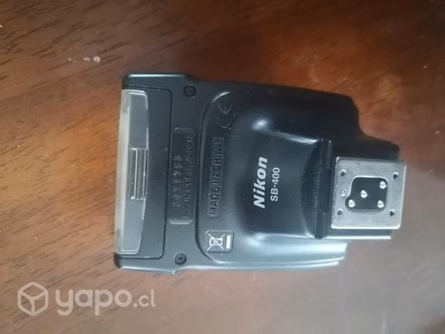 Flash nikon AB 400