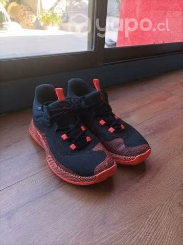 Zapatillas Curry Hovr Splash 1