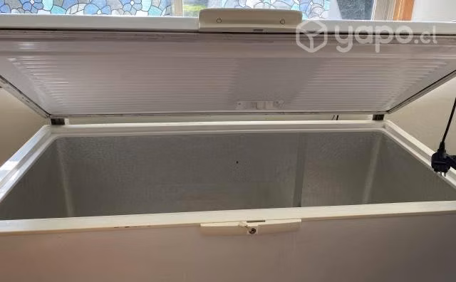 Congelador Whirlpool Modelo AFG5412-L 400 LTS