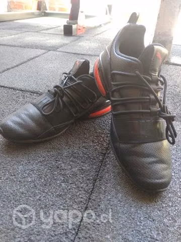 Zapatillas Puma casi nuevas
