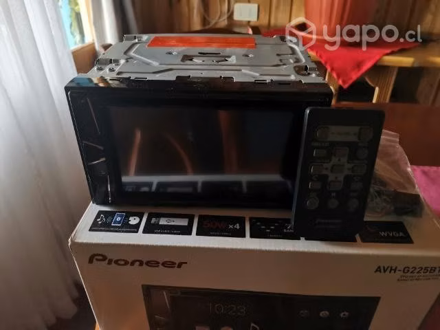Radio pioneer avh-g225bt