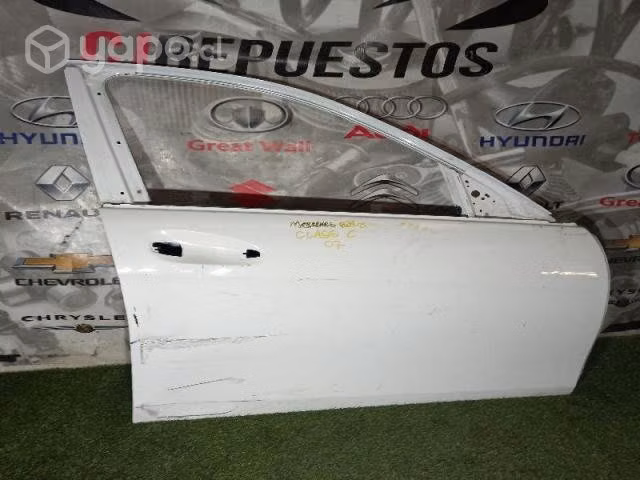 Puerta delantera derecha mercedes benz class c 07