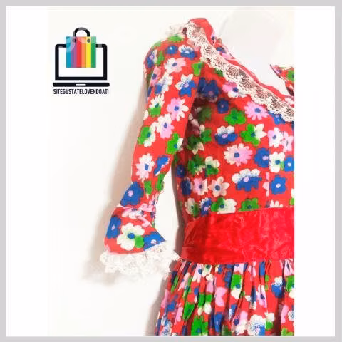 Vestido de Huasa Rojo Flores con Vuelos y Cinta en