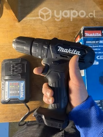 Makita Taladro Percutor Inalámbrico