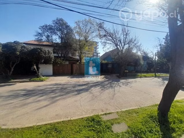 2.200 m2 terreno urbano con destino inmobiliario