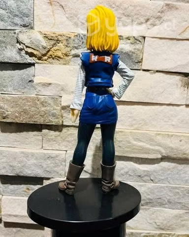 Androide 18 figura dragón ball z