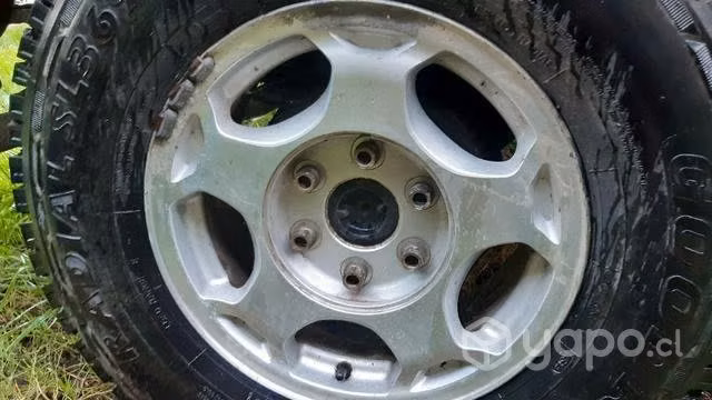 Llanta para camioneta - Imagen 2