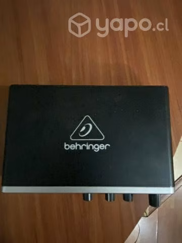 Interfaz de audio behringer umc-202 hd