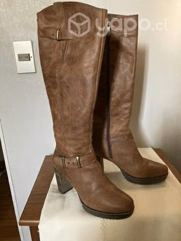 Bota nueva color camel 100% cuero
