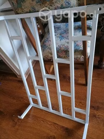 Protección de fierro 82x56.
