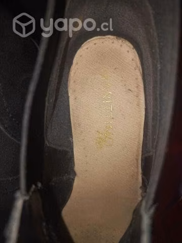 Botines negros marca Marittimo