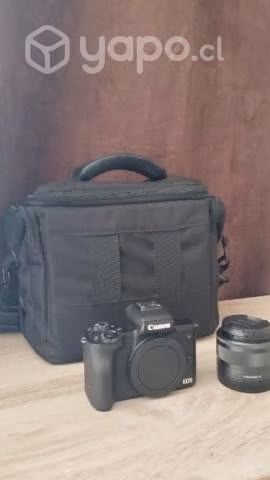 Camara EOS M50 Mark ii + lente de kit 15 - 45 mm