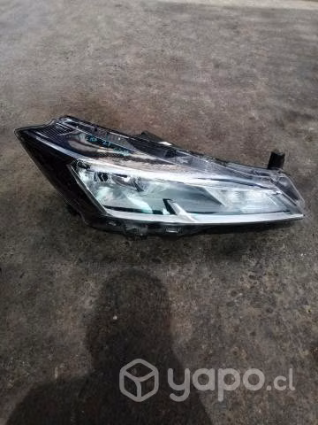Optico derecho nissan kicks 2021 original