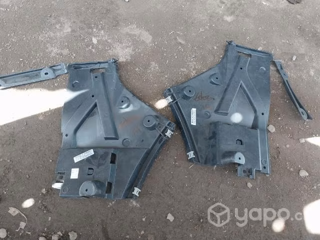 Molduras traseras ford edge 2014