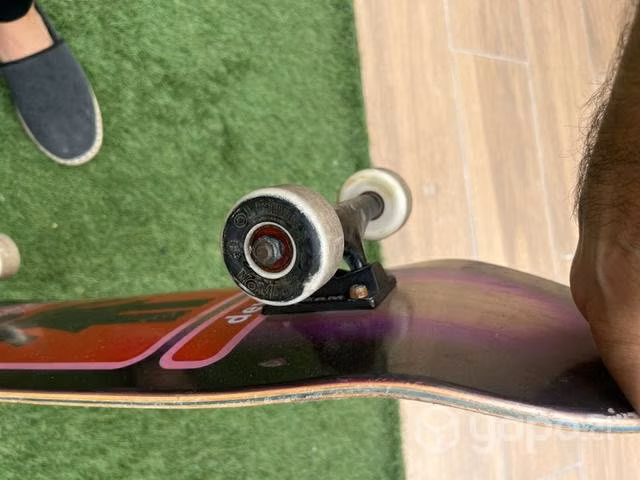 Skateboard Girl
