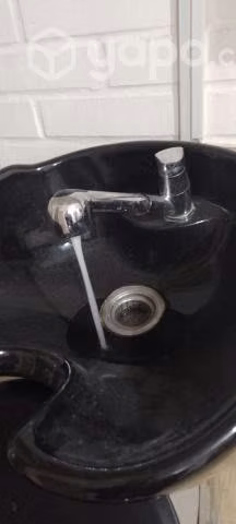 Lavapelo cerámico con grifería