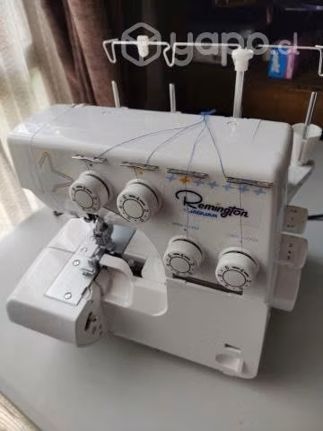 Máquina overlock casi nueva