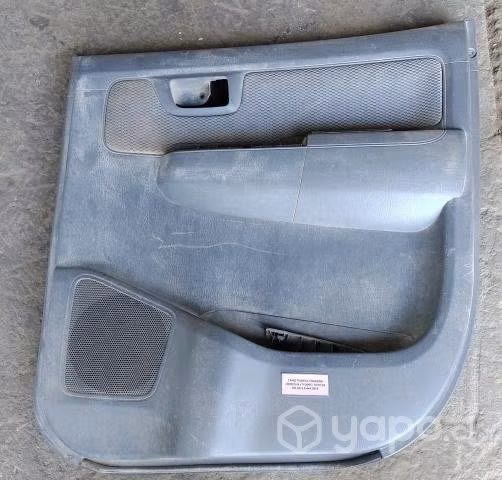 Tapiz Puerta Trasera Derecha (TYD067) Toyota Hilux