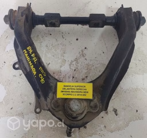 Bandeja Superior Delantera Derecha Mahindra