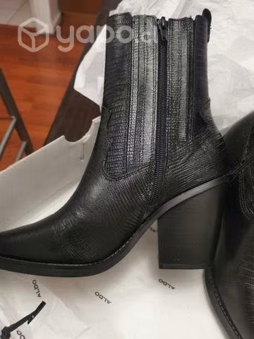 Botas de cuero nuevas color negras - Imagen 5