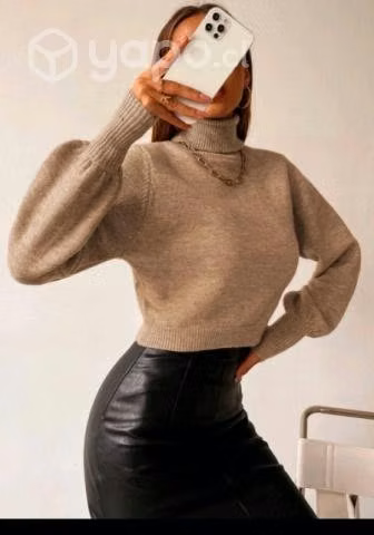 sweter cuello alto