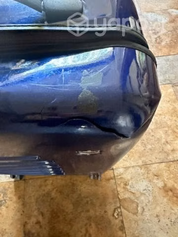 Maleta con detalle Victorinox dura de 4 ruedas Hay