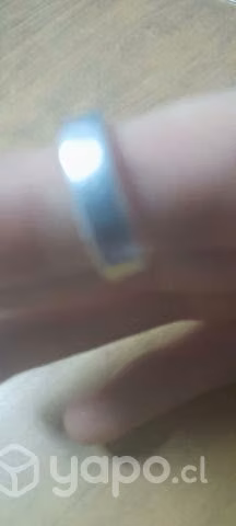 Anillo de oro