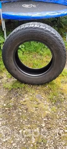 Neumatico Bridgestone 245/65 R17